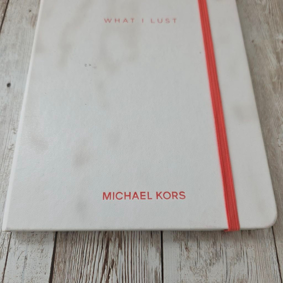 Michael Kors White Notebook - Picture 3 of 7